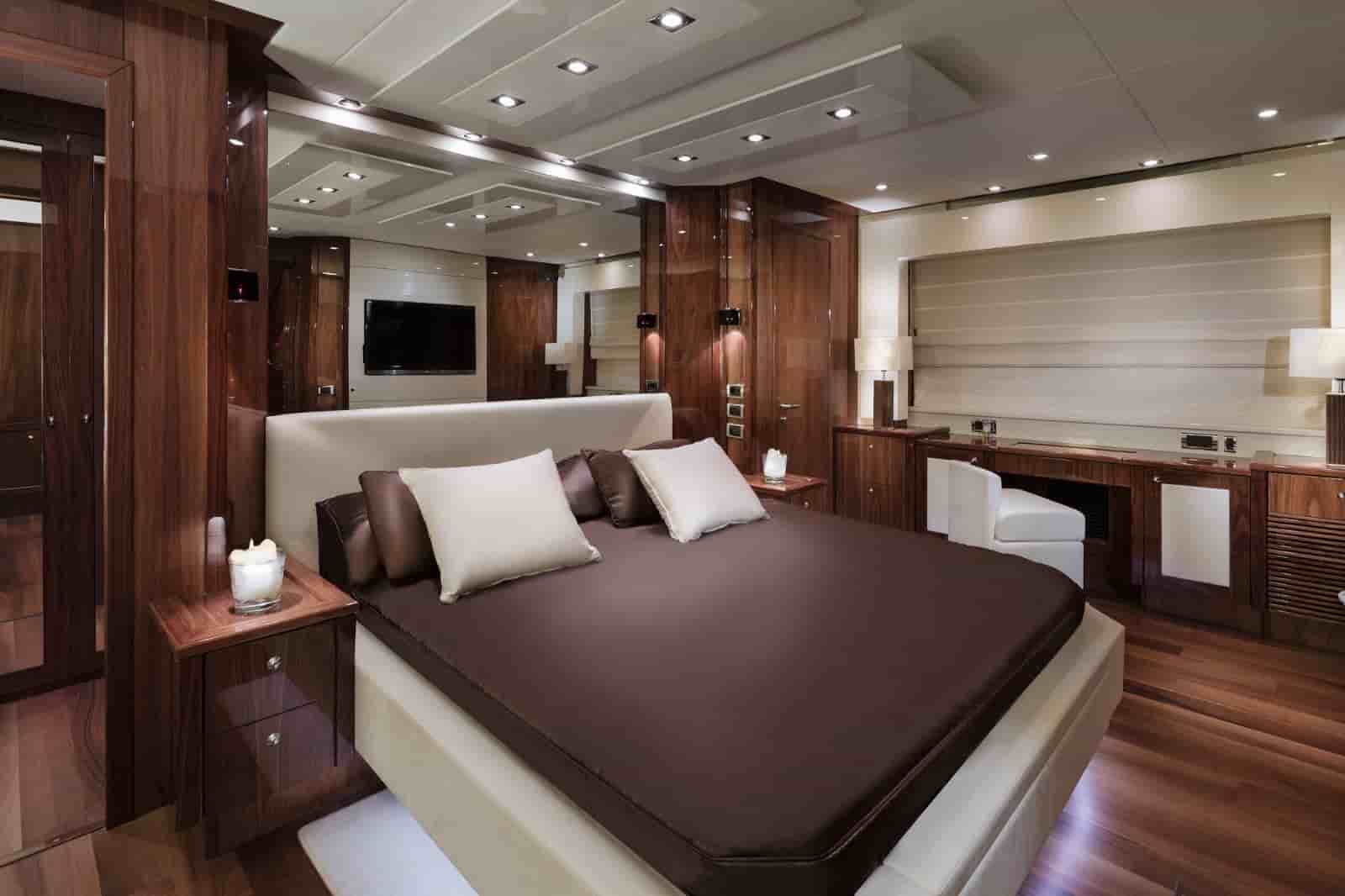 Sunseeker Predator 84 - View 24