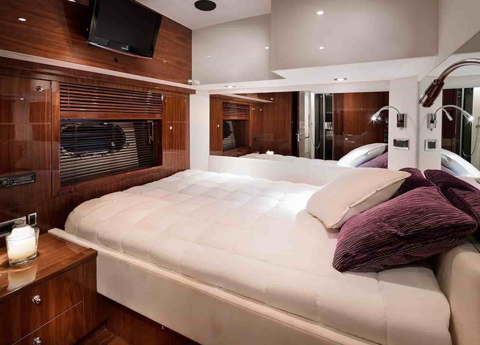 Sunseeker Predator 84 - View 27