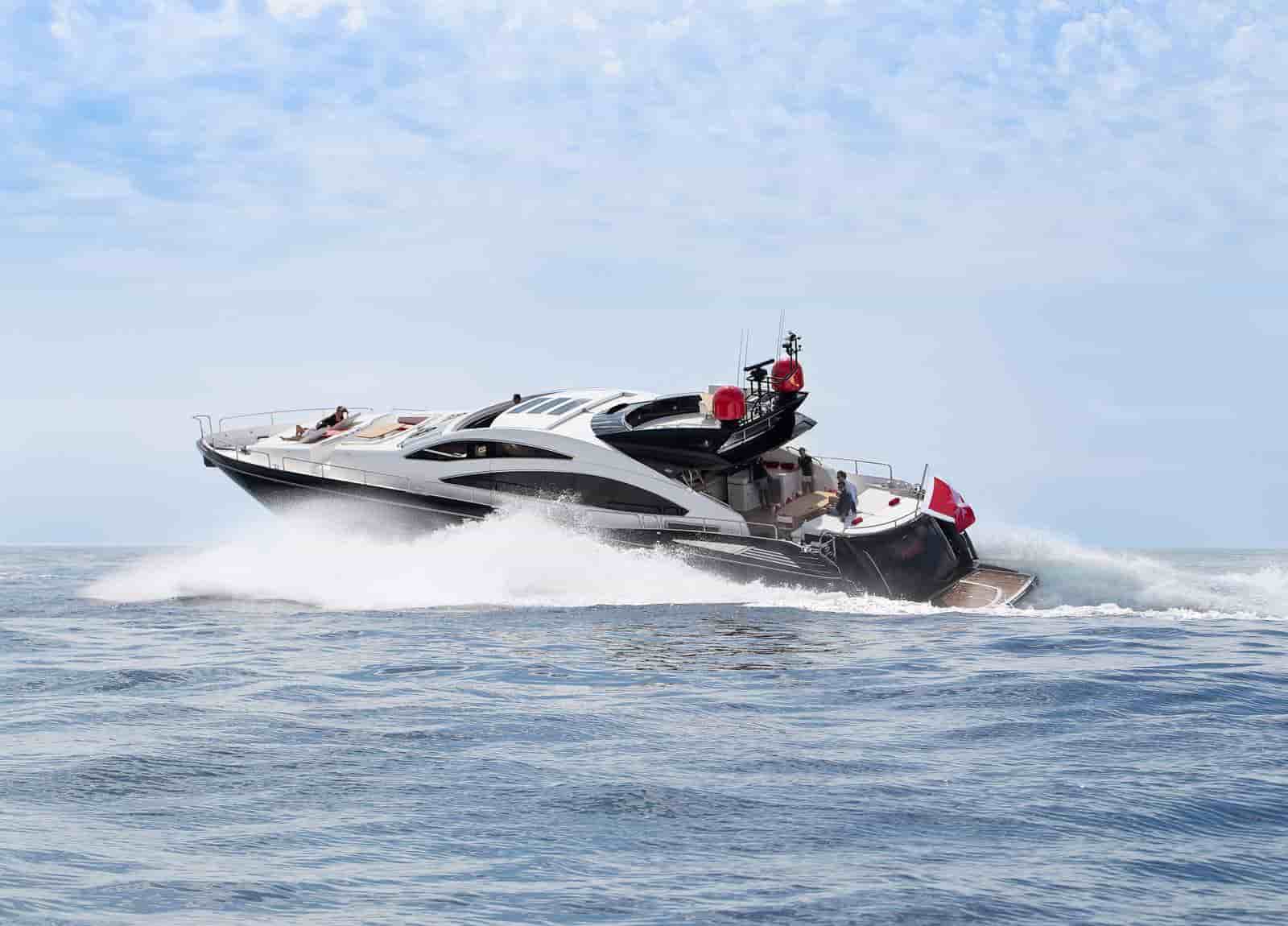 Sunseeker Predator 84 - View 4