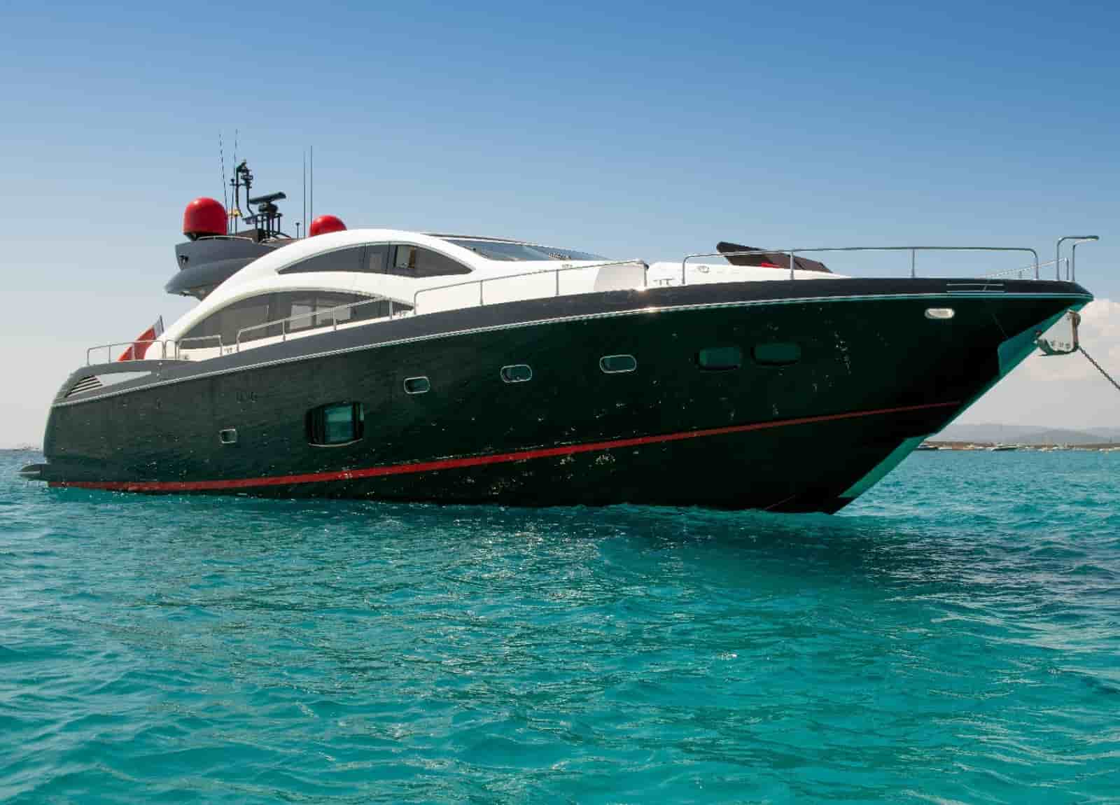 Sunseeker Predator 84 - View 9