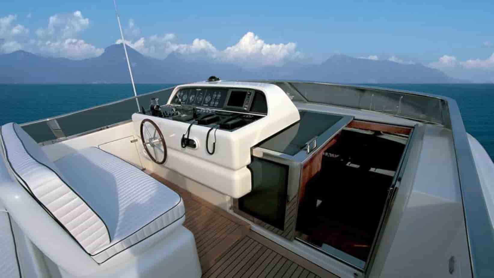 Falcon 102 - View 20