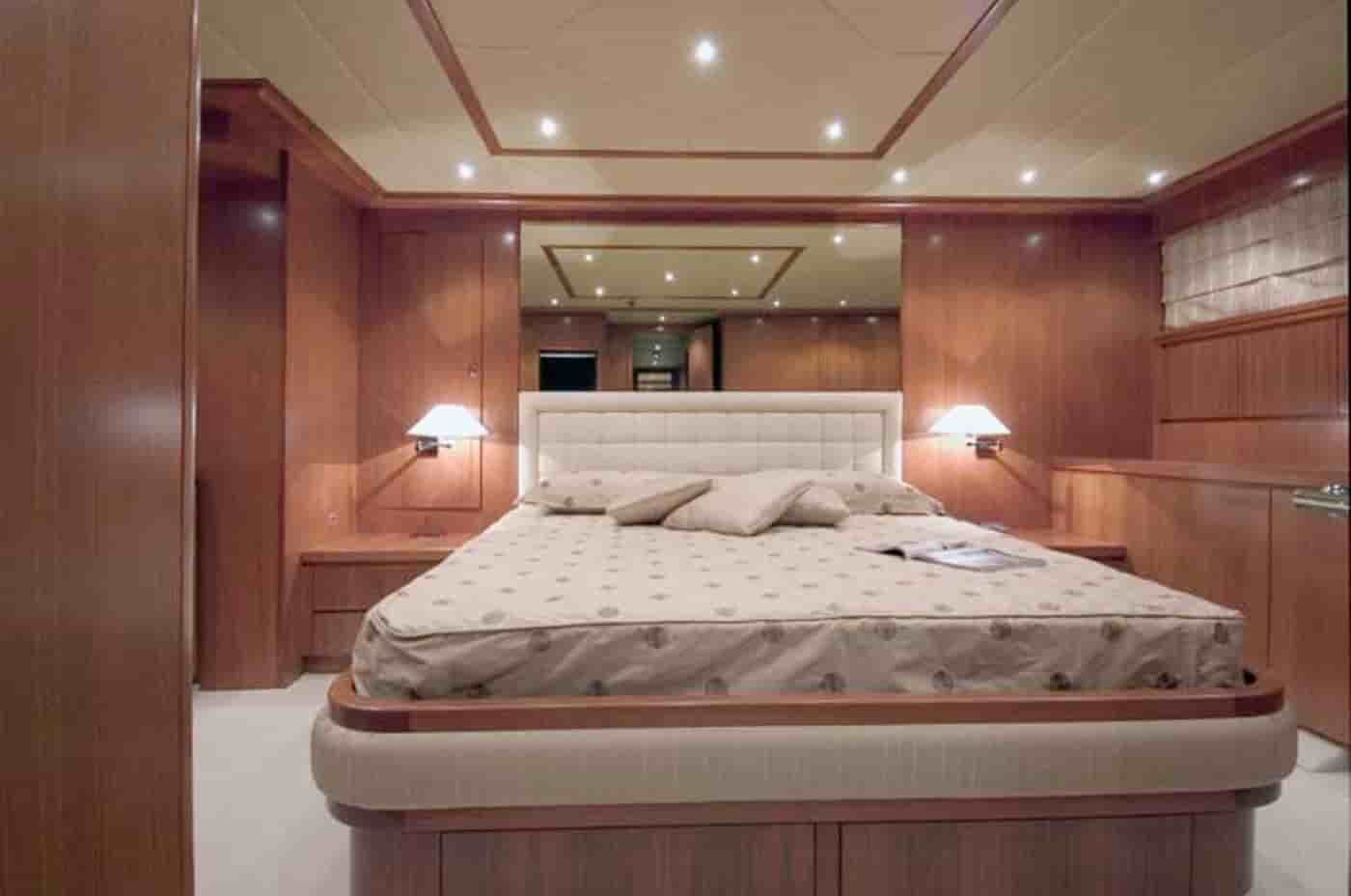 Falcon 102 - View 36