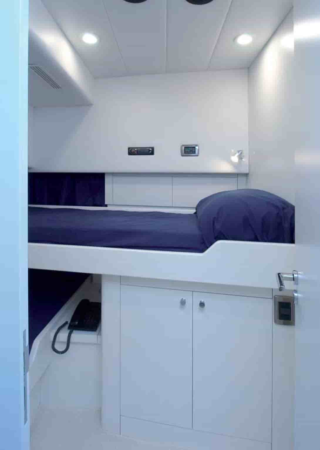 Falcon 102 - View 40