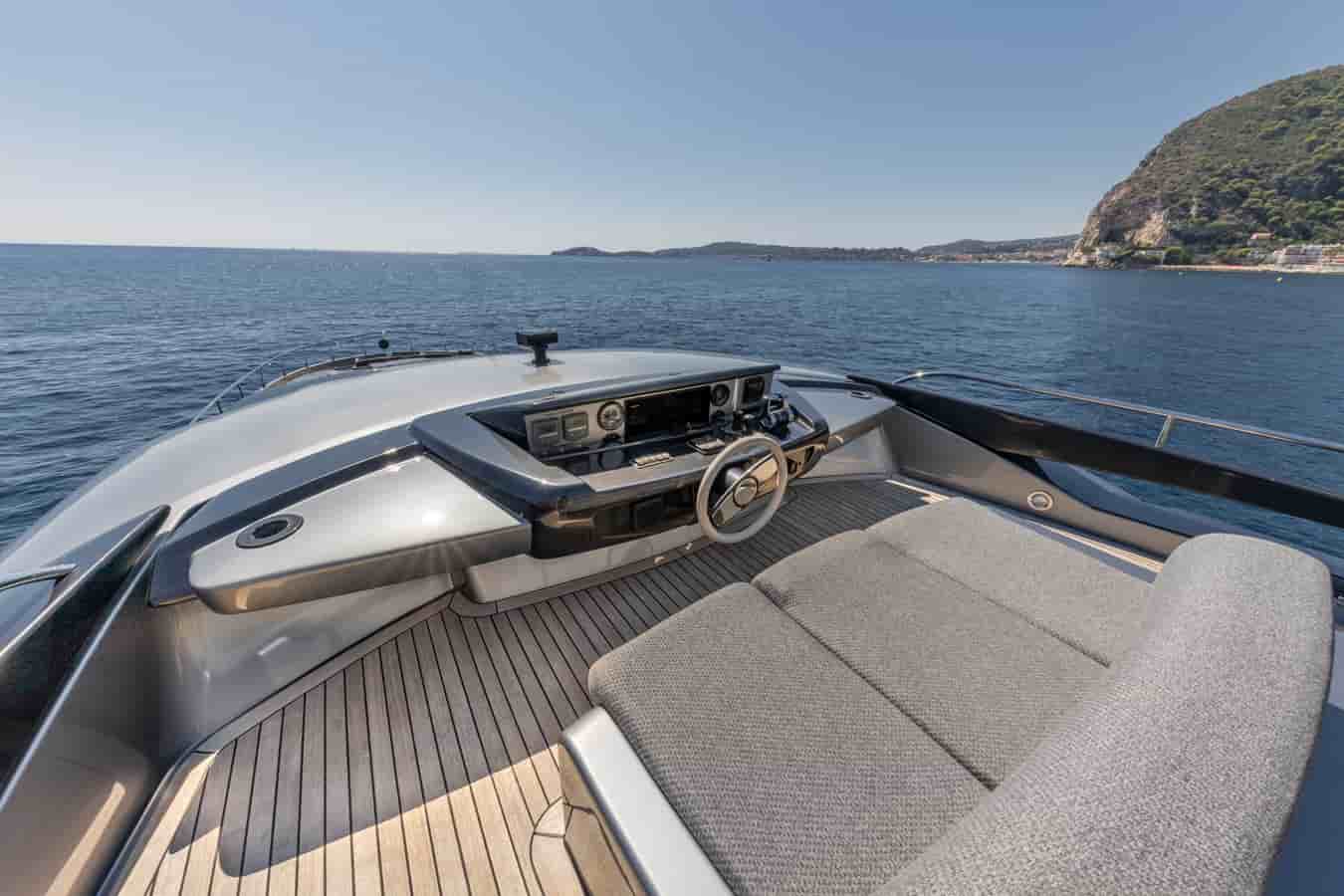 Riva 86 Domino - View 21