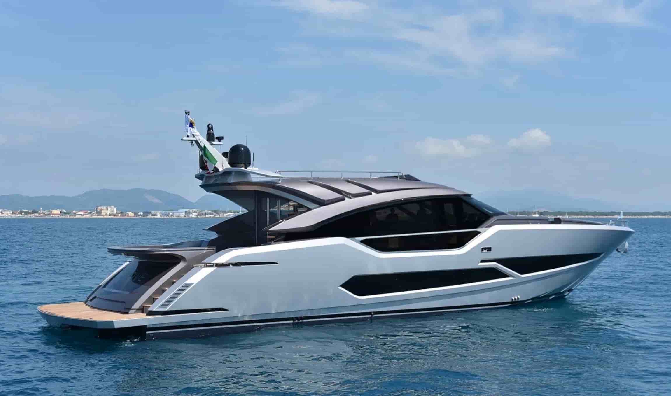 AB Yachts 80 - View 4