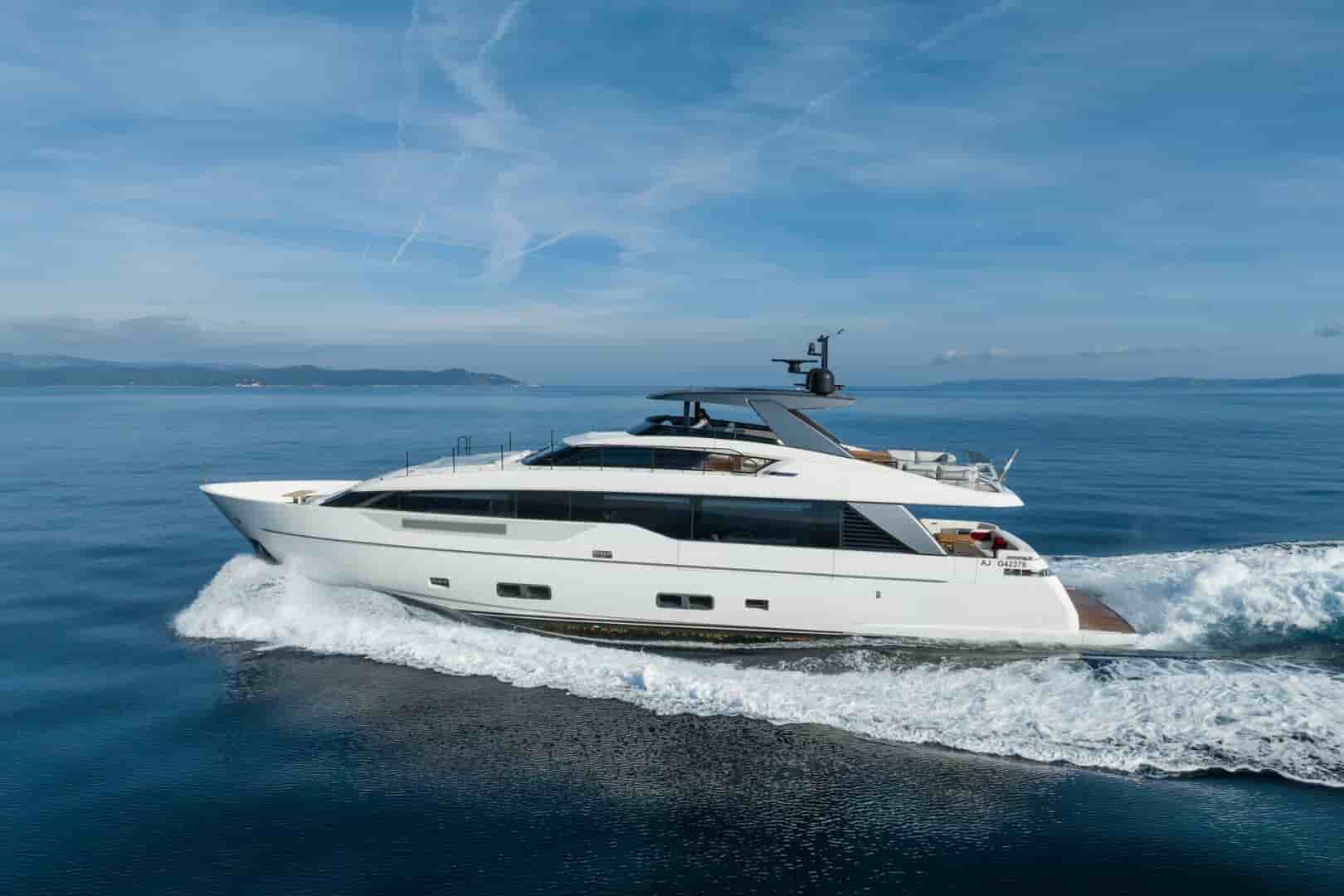 Sanlorenzo SL90 Asymmetric - View 11