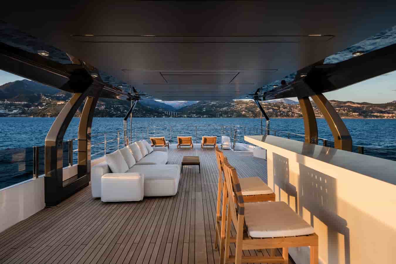 Ferretti Custom Line Navetta 42 - View 16