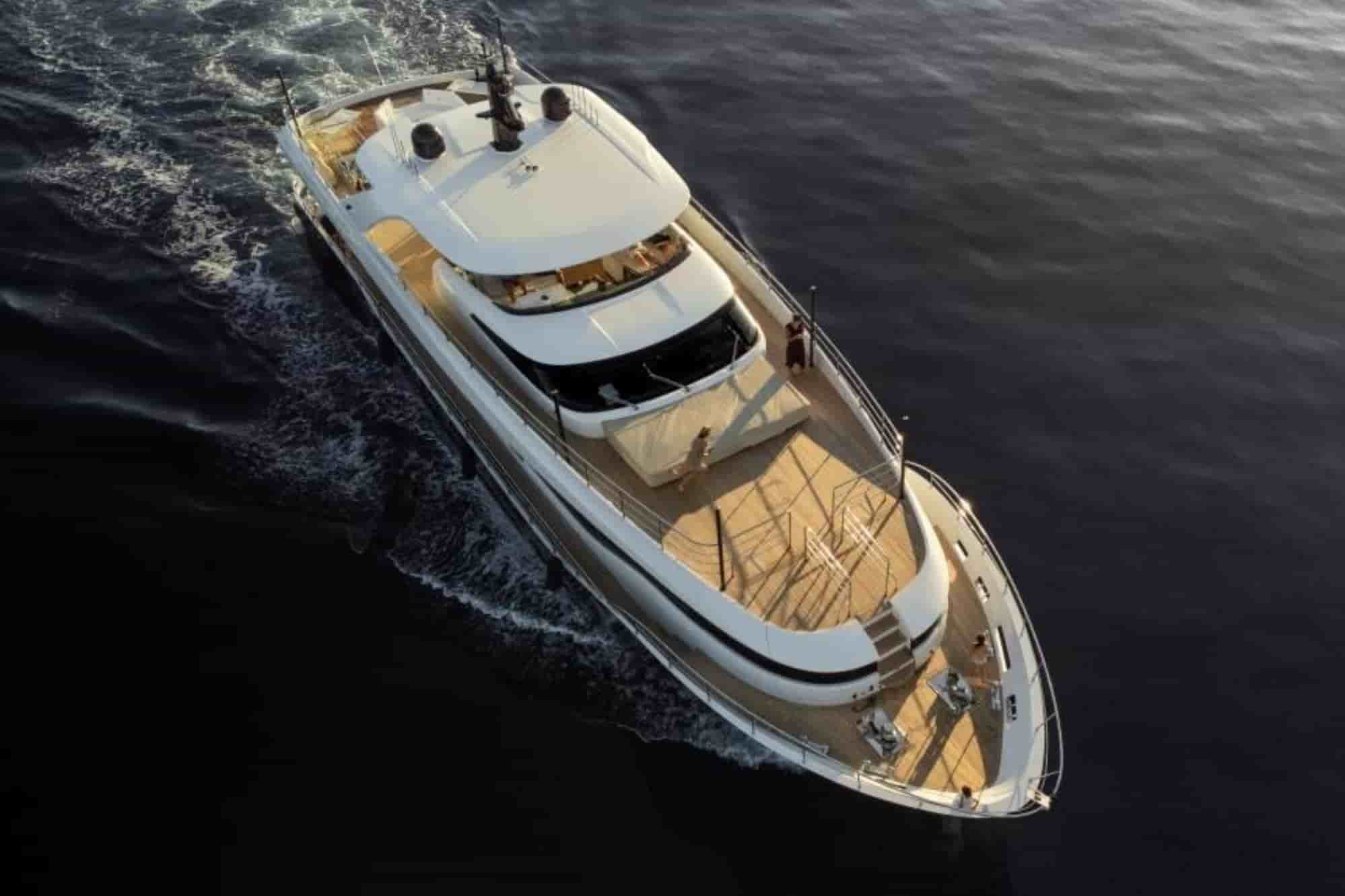 Maiora 30 Walkaround - View 8