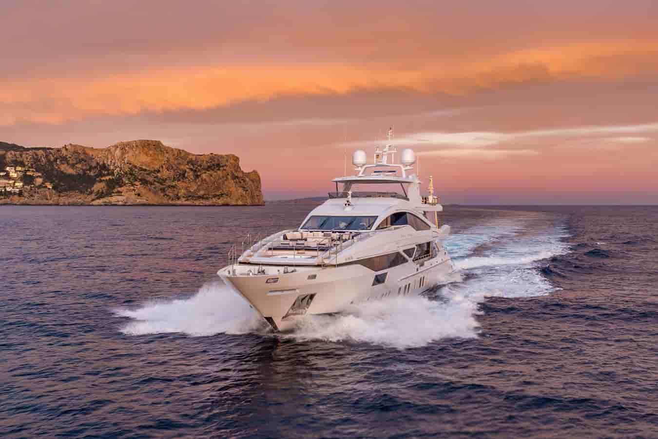 Benetti Fast 140 - View 7