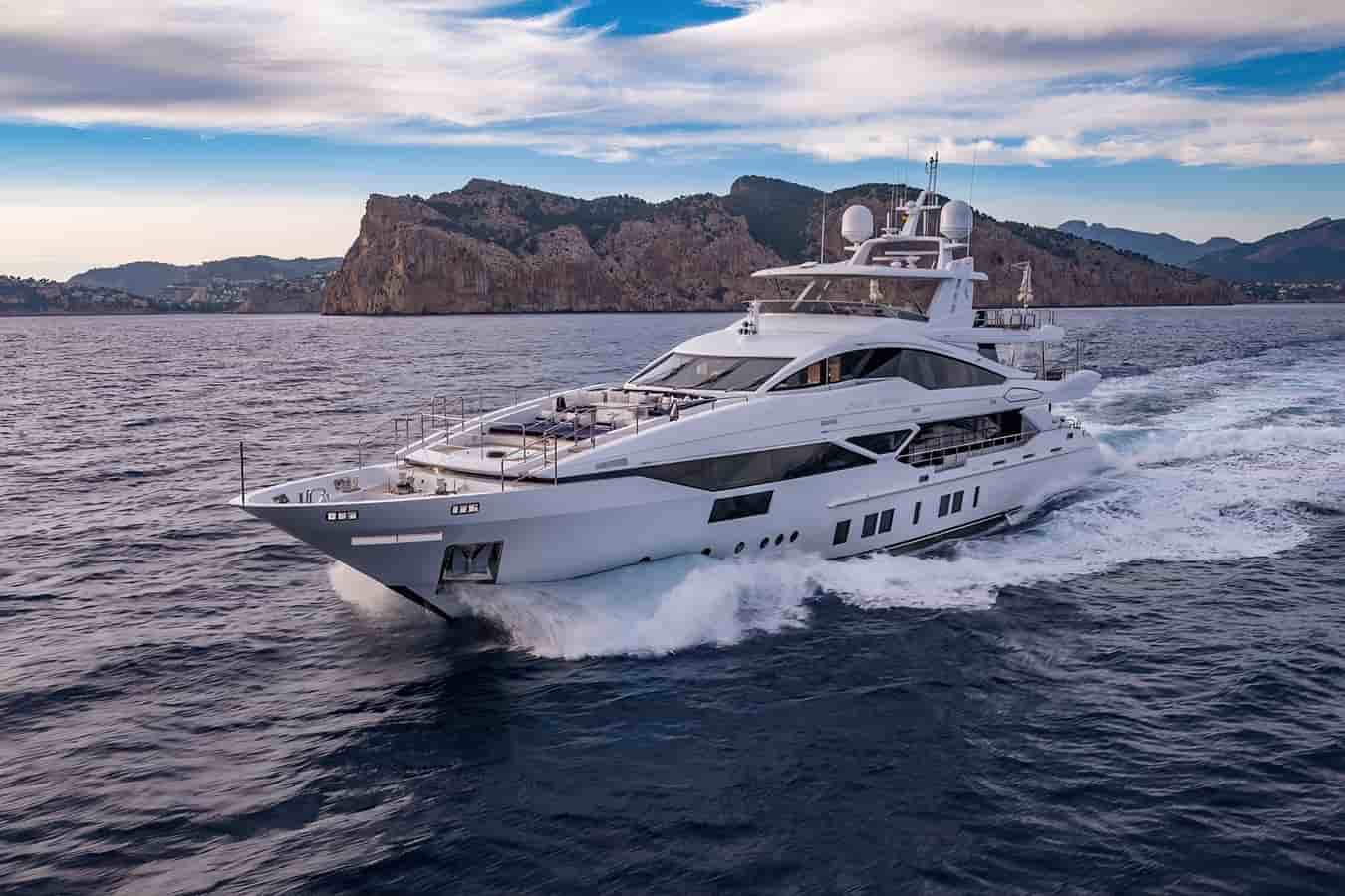 Benetti Fast 140 - View 8