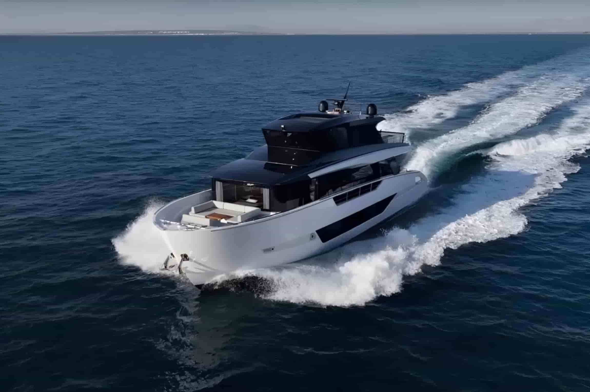 Astondoa AX8 - View 18