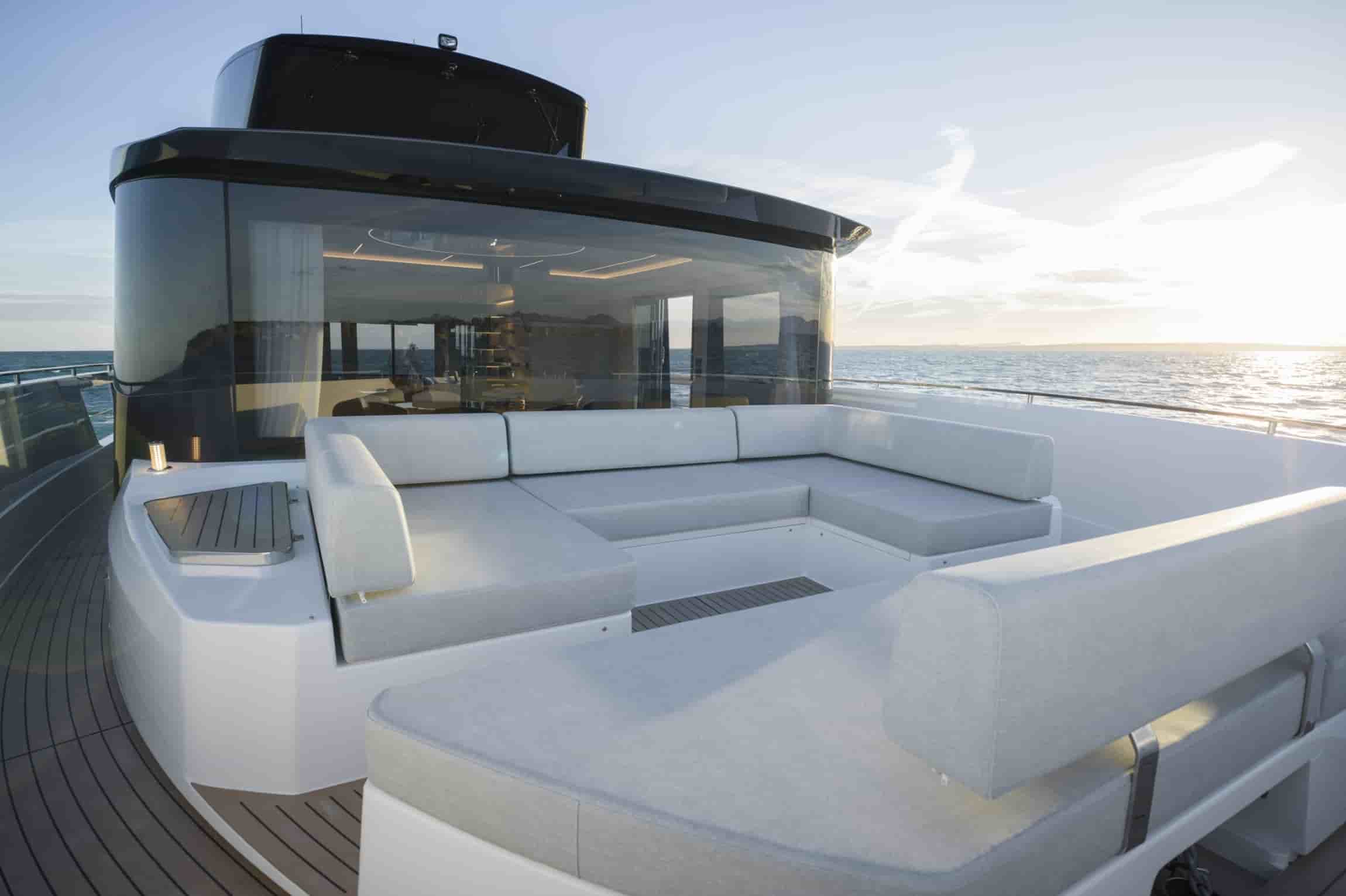 Astondoa AX8 - View 25