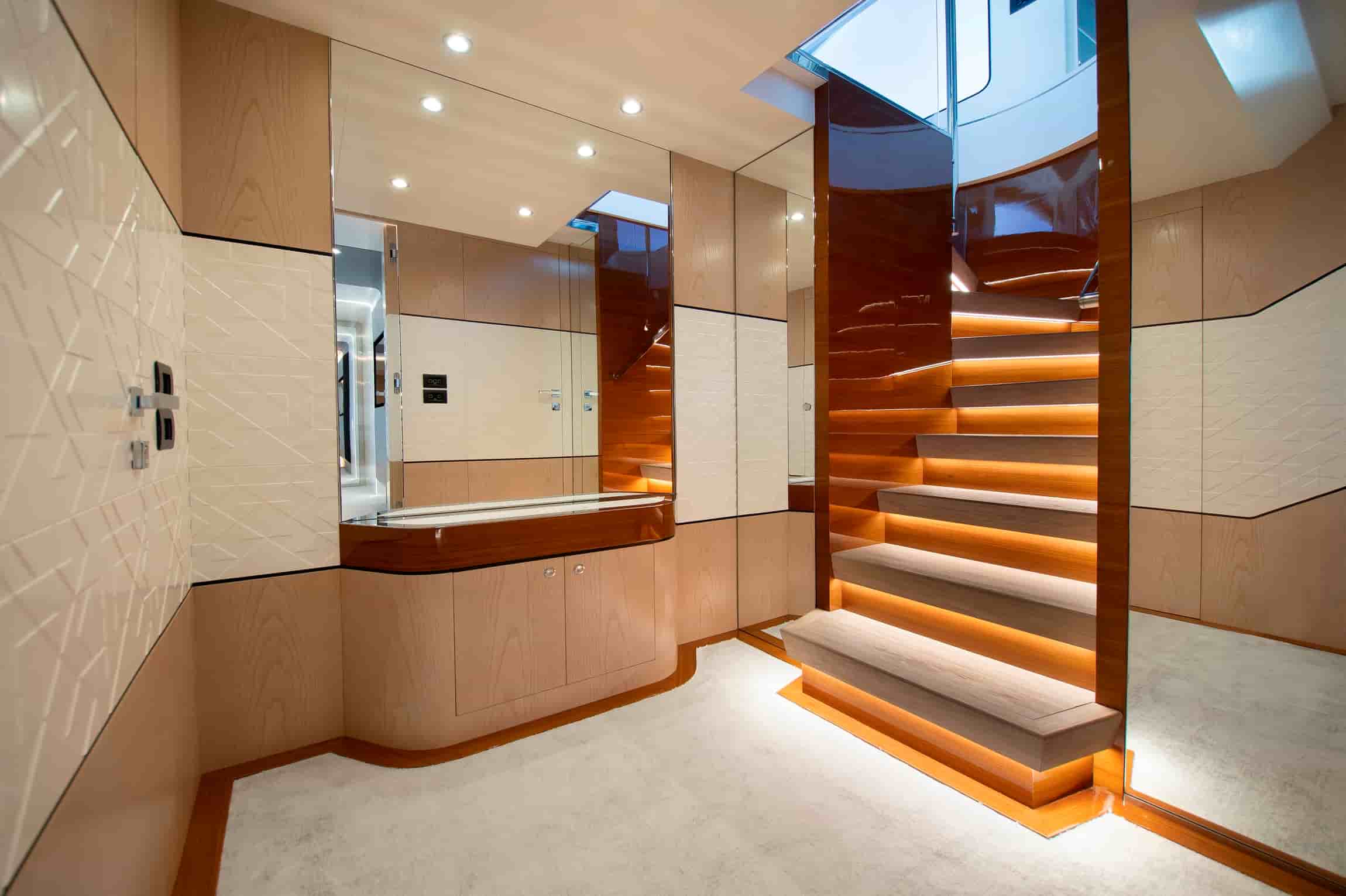 Astondoa AX8 - View 43