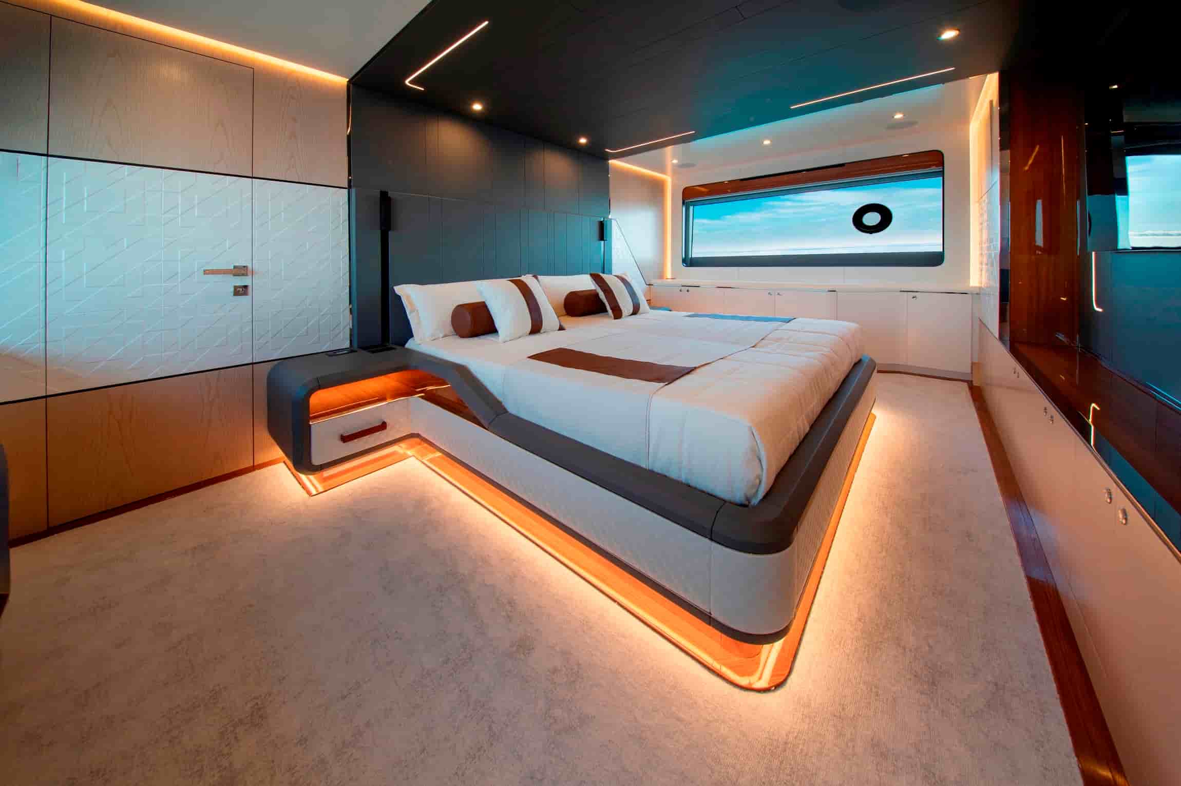 Astondoa AX8 - View 47