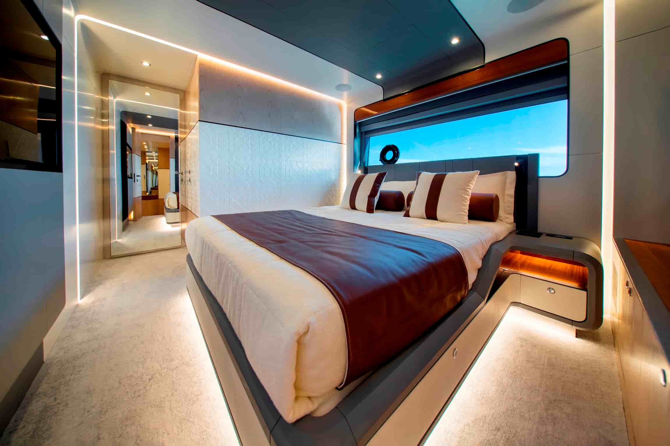 Astondoa AX8 - View 49