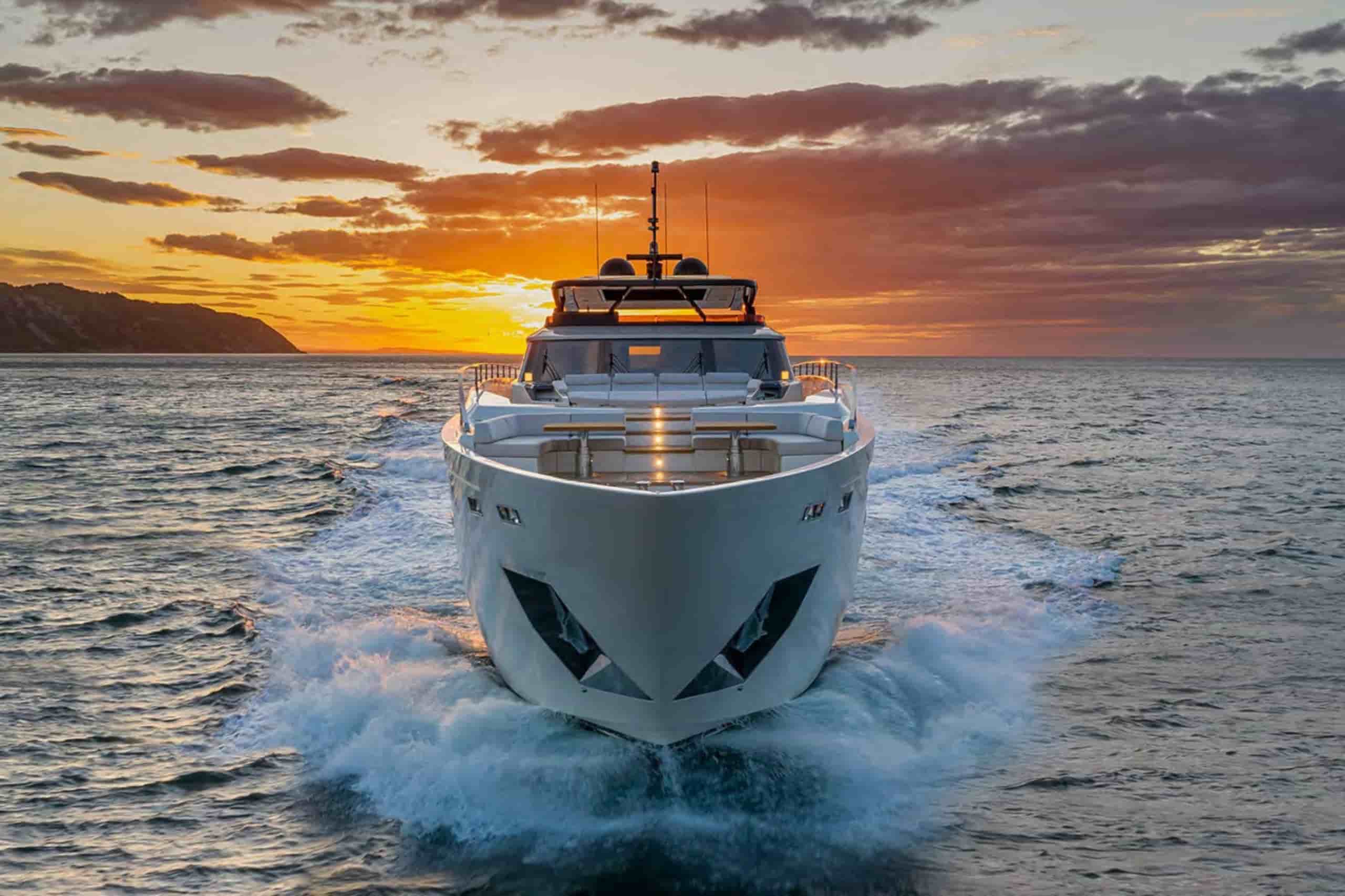 Ferretti 1000 - View 7