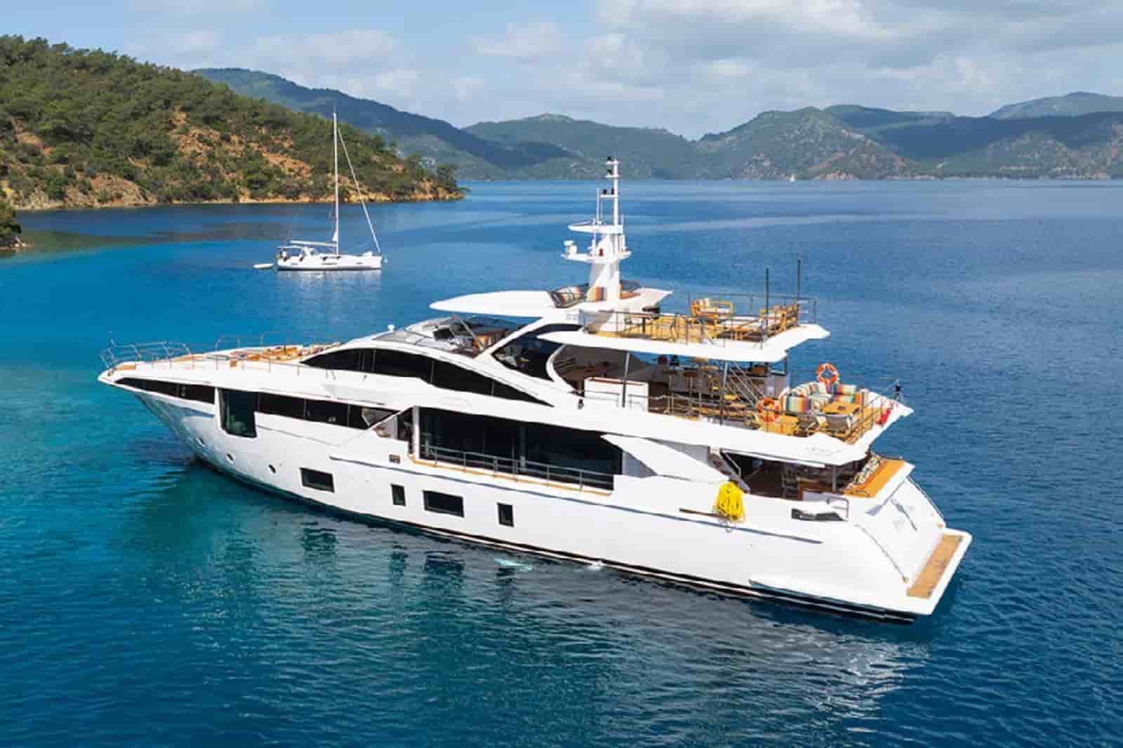 Azimut Grande 35 Metri - View 18