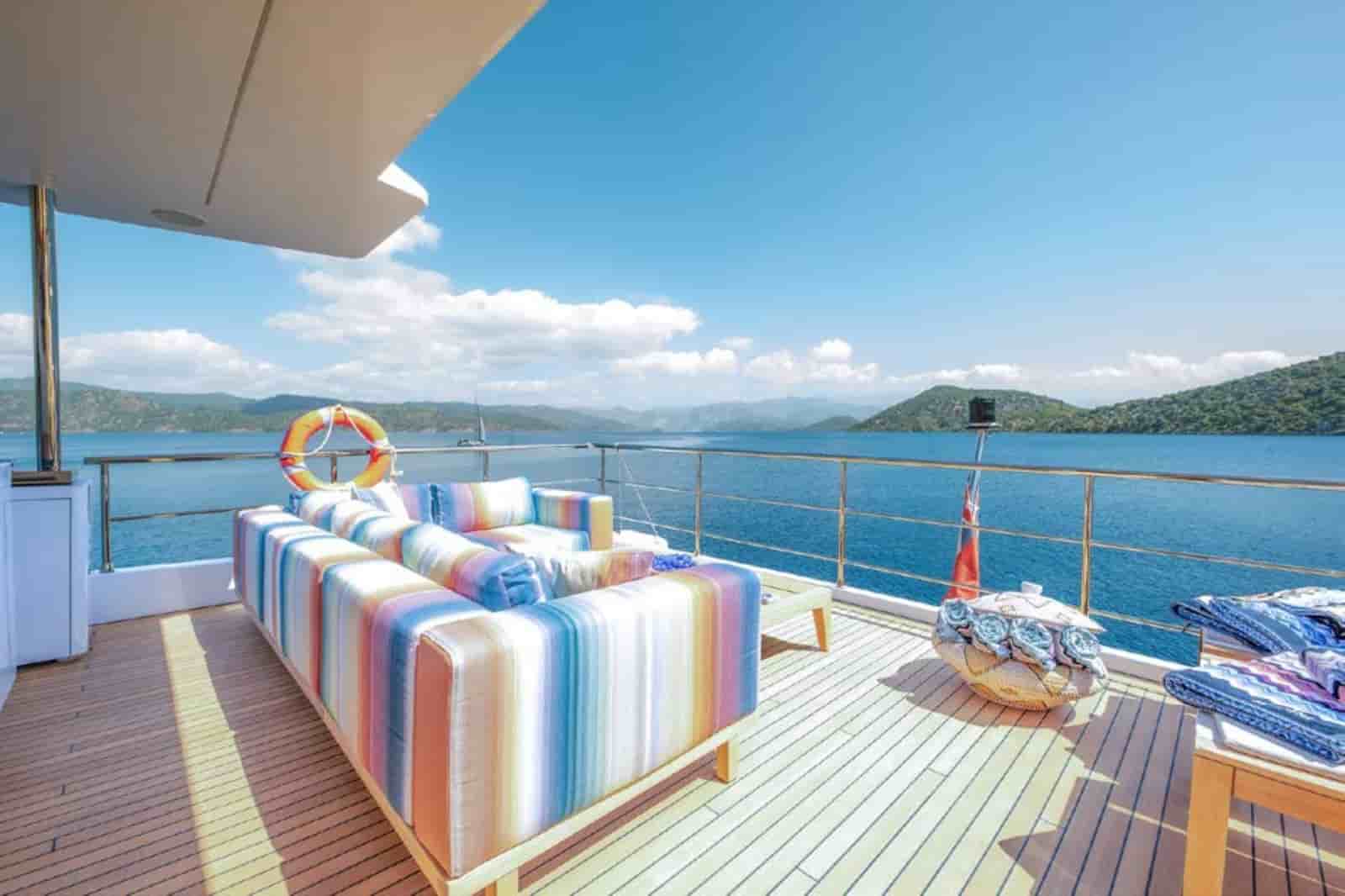 Azimut Grande 35 Metri - View 35