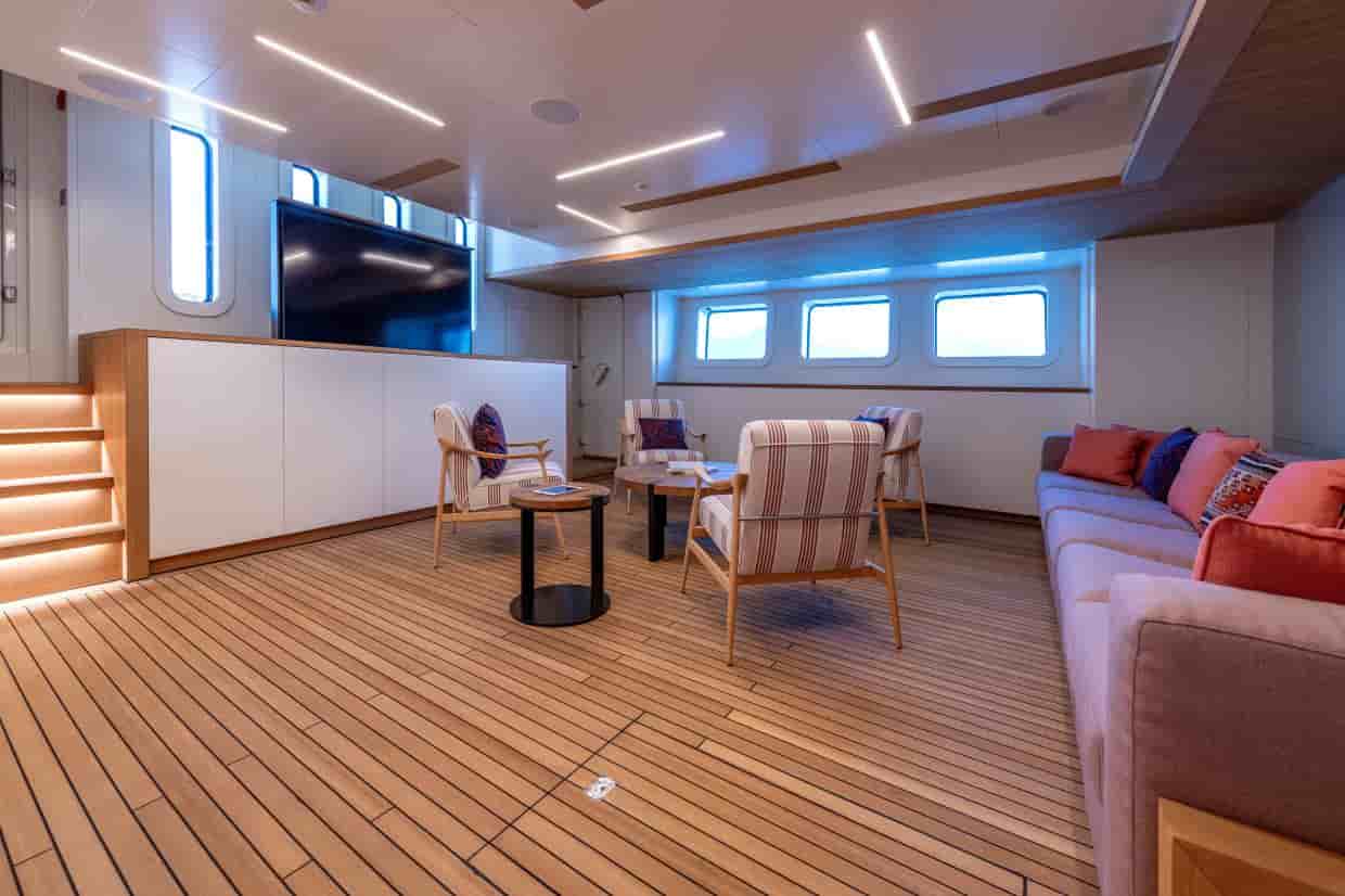 Versilcraft 138 - View 12