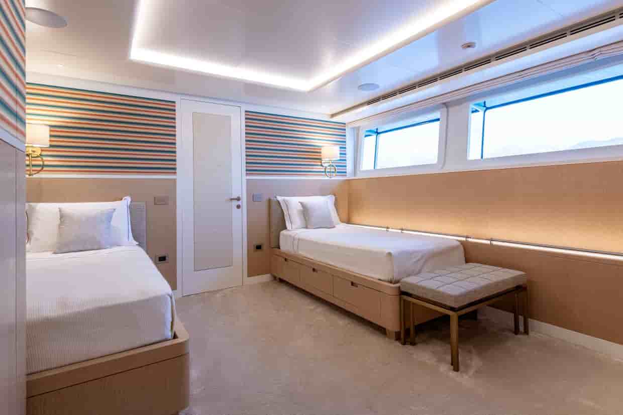 Versilcraft 138 - View 45