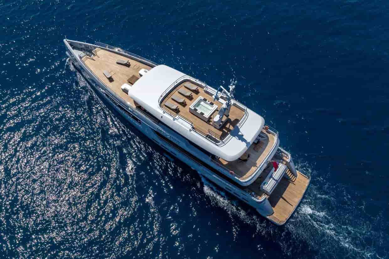 Versilcraft 138 - View 8