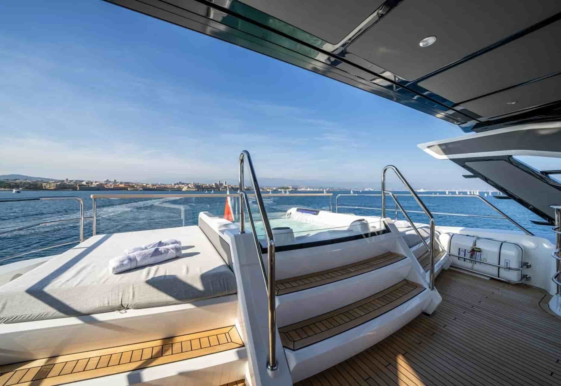 Sunseeker 90 Ocean - View 36