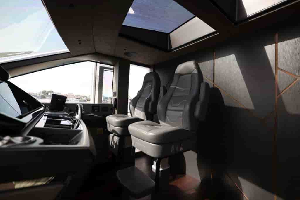 Sunseeker 90 Ocean - View 61