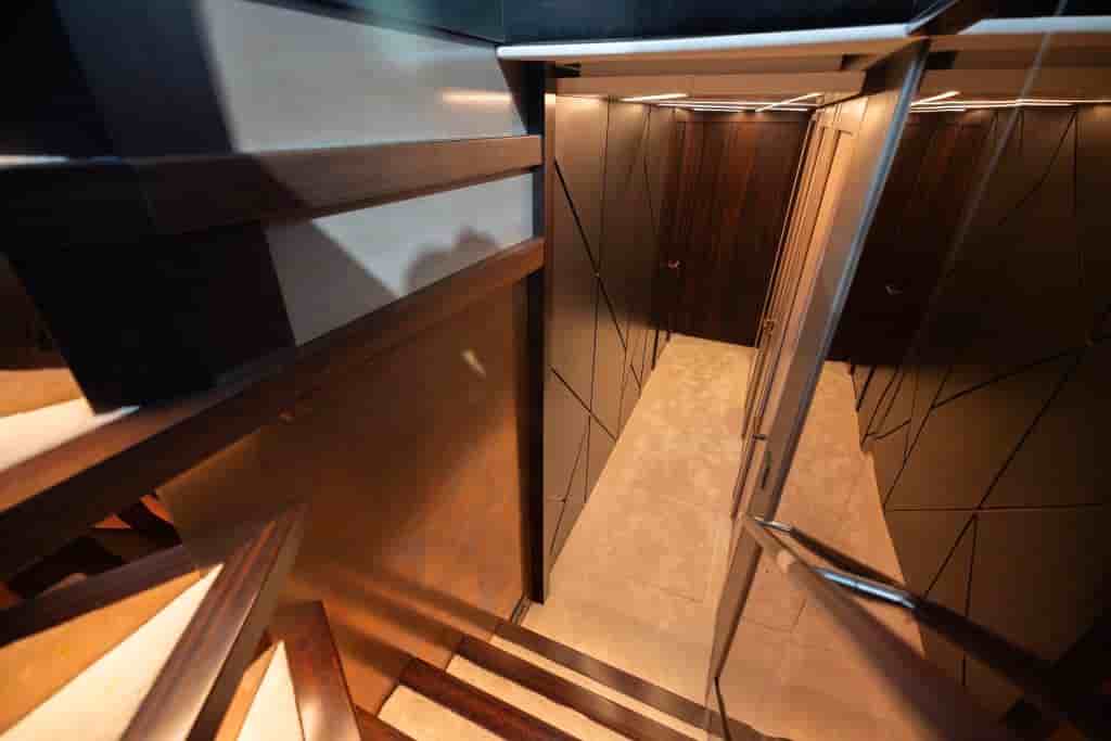 Sunseeker 90 Ocean - View 65