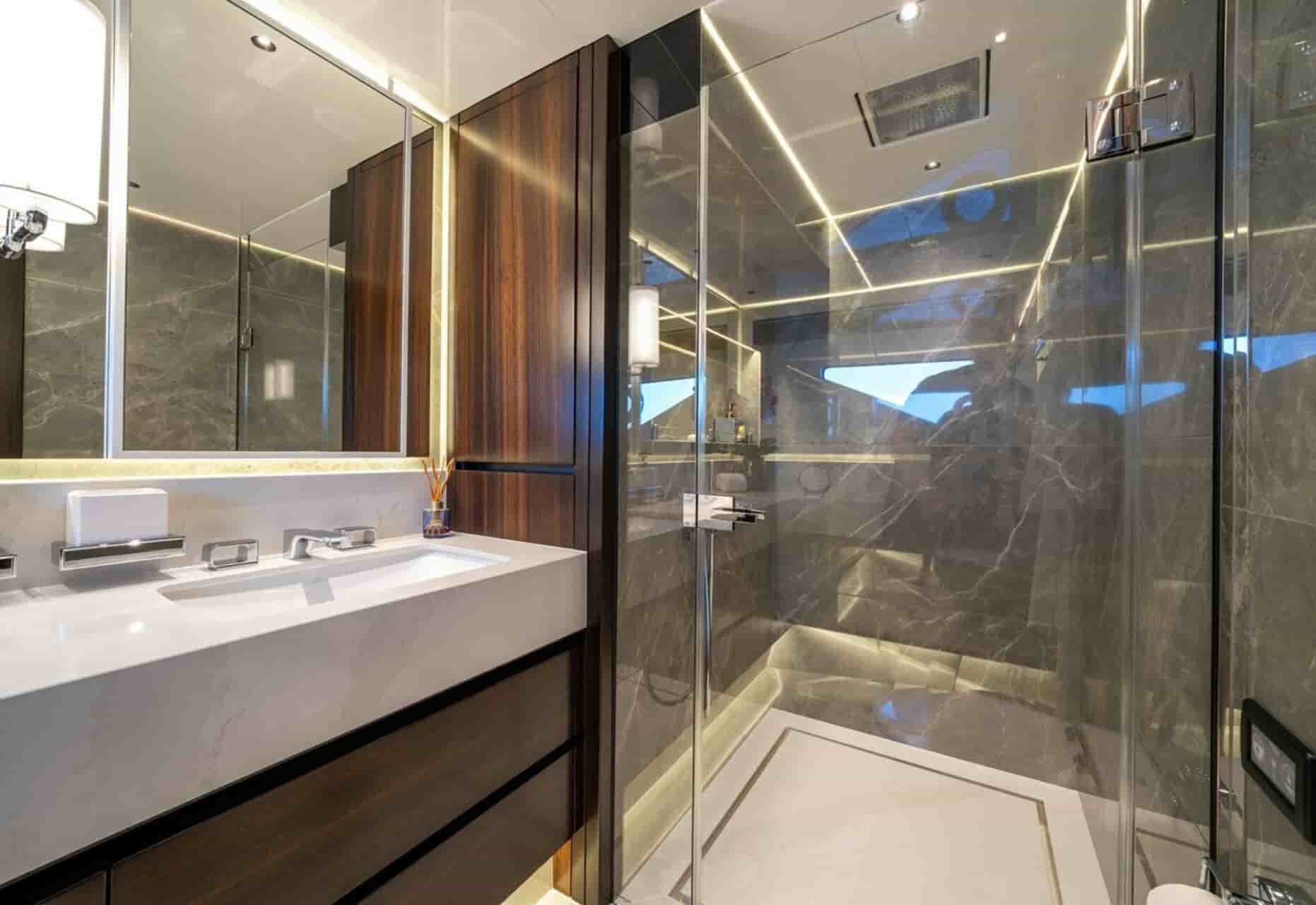 Sunseeker 90 Ocean - View 76