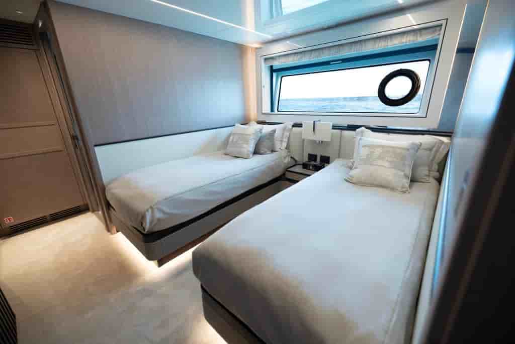 Sunseeker 90 Ocean - View 81
