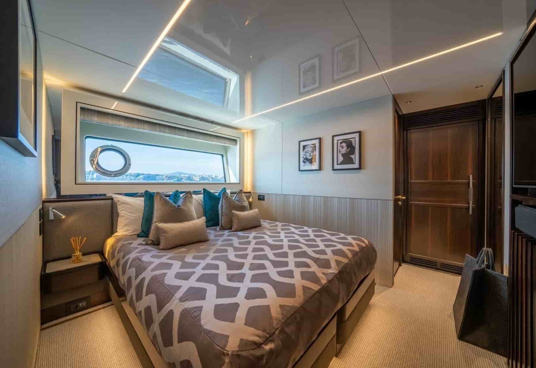 Sunseeker 90 Ocean - View 91