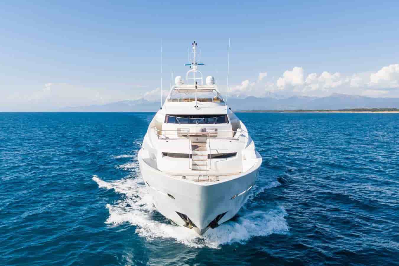 Sunseeker 131 Yacht - View 4