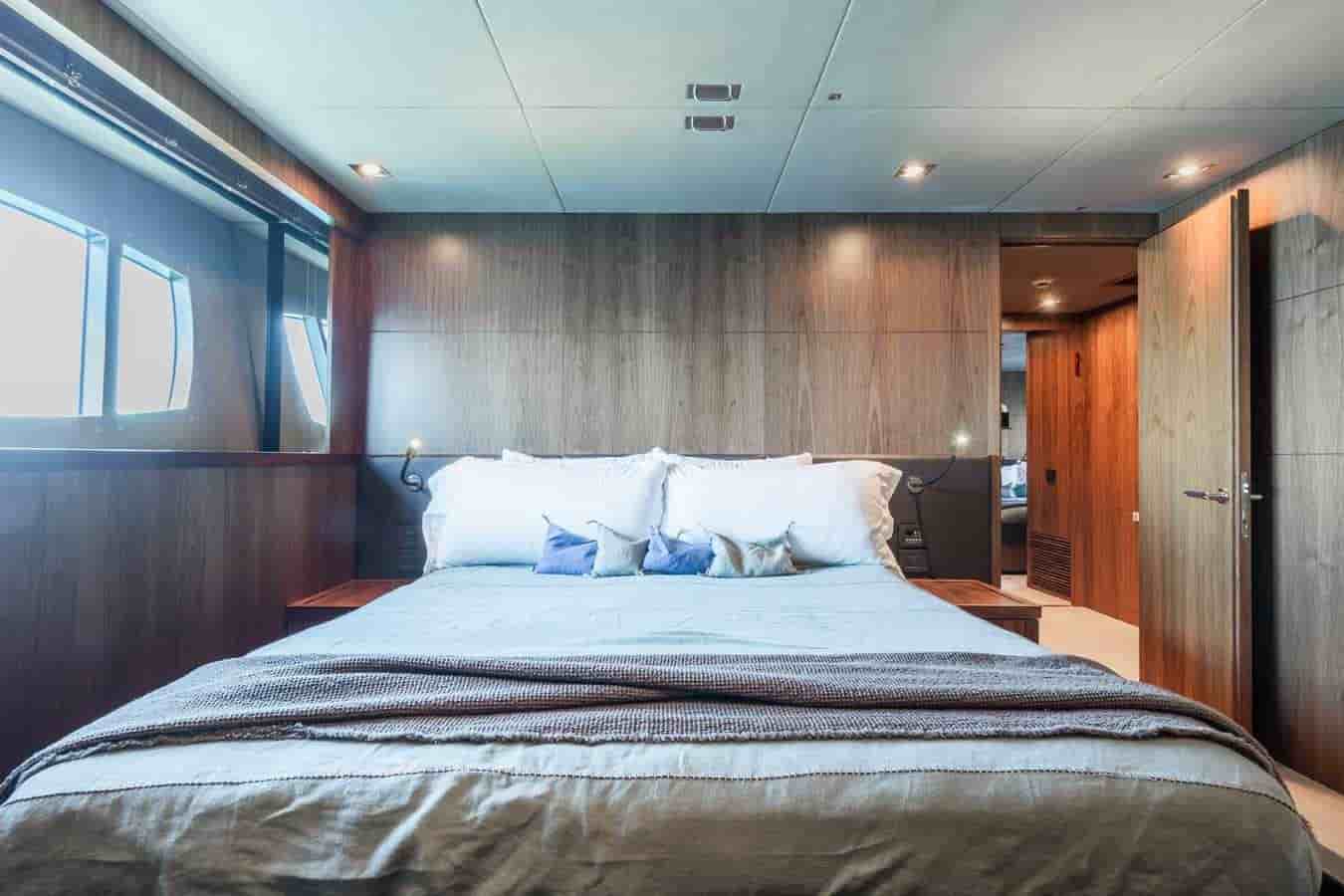 Sunseeker 131 Yacht - View 50