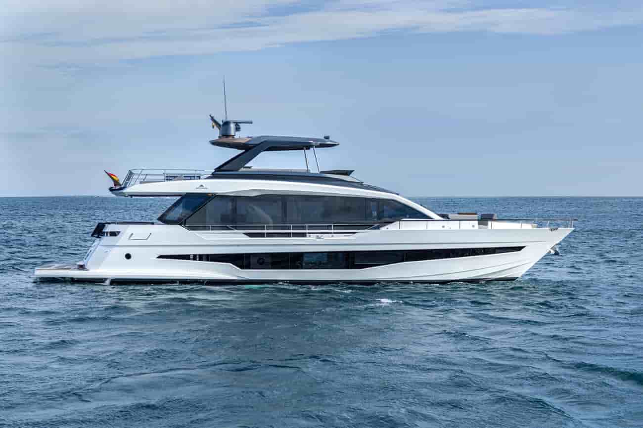 Astondoa AS8 - View 1