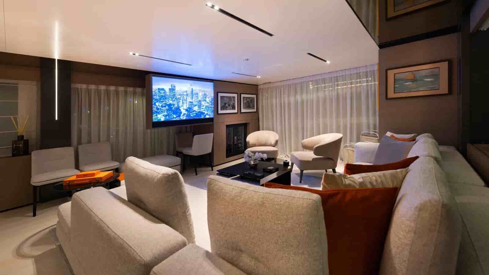 Ferretti Custom Line Navetta 33 - View 32