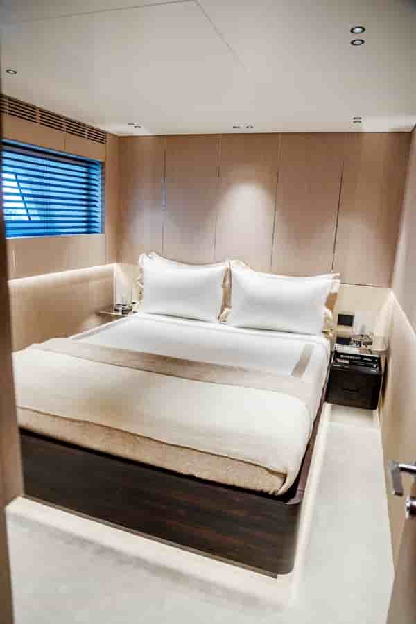Benetti Oasis 40M - View 35