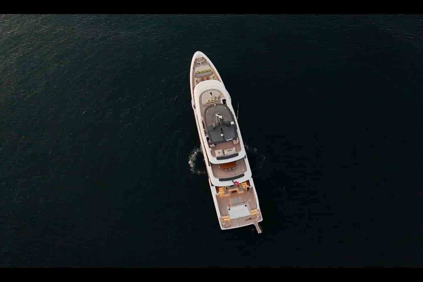 Benetti Oasis 40M - View 5