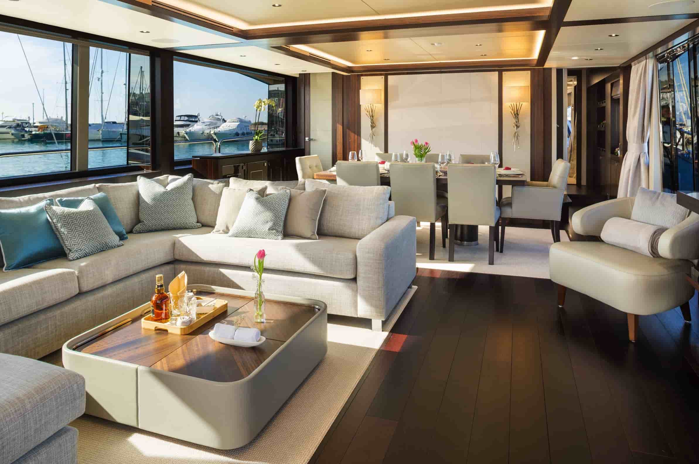 Sunseeker 95 Yacht - View 17