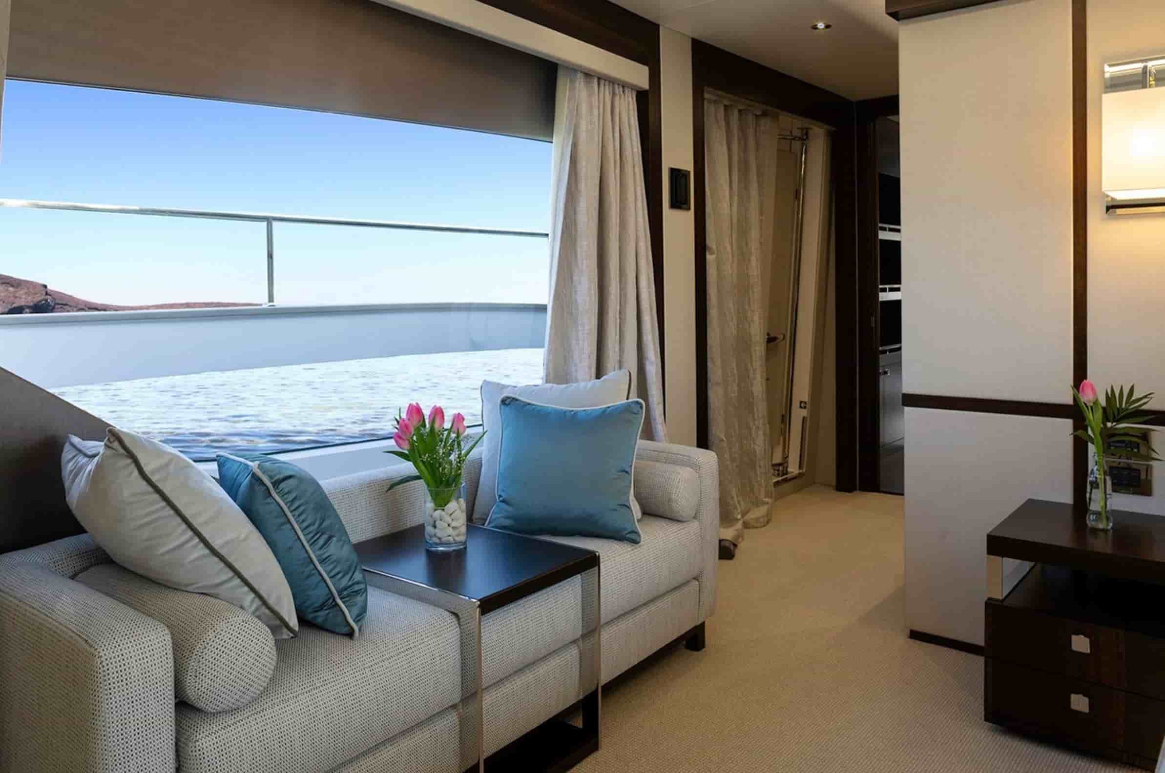 Sunseeker 95 Yacht - View 21