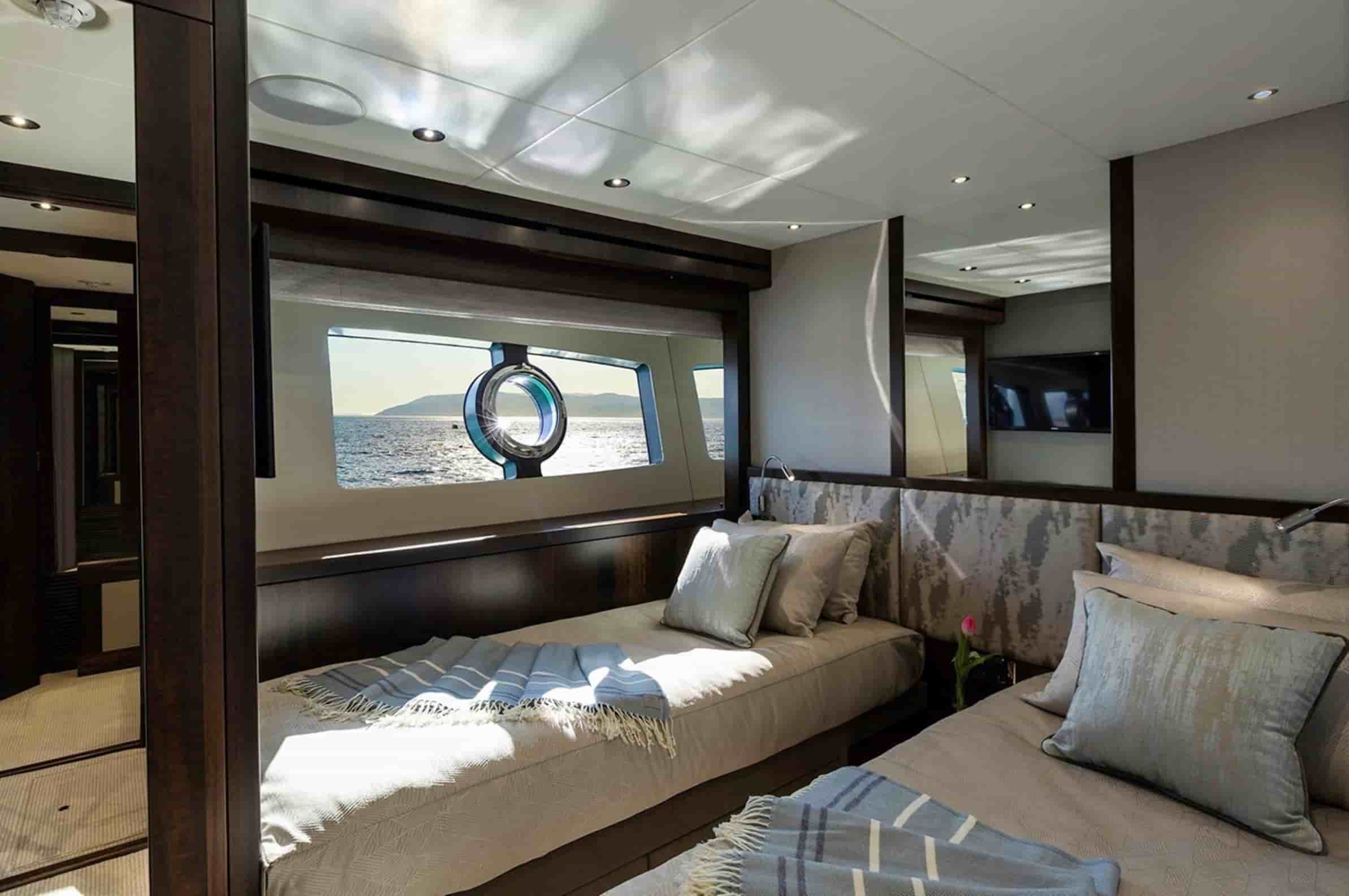 Sunseeker 95 Yacht - View 33