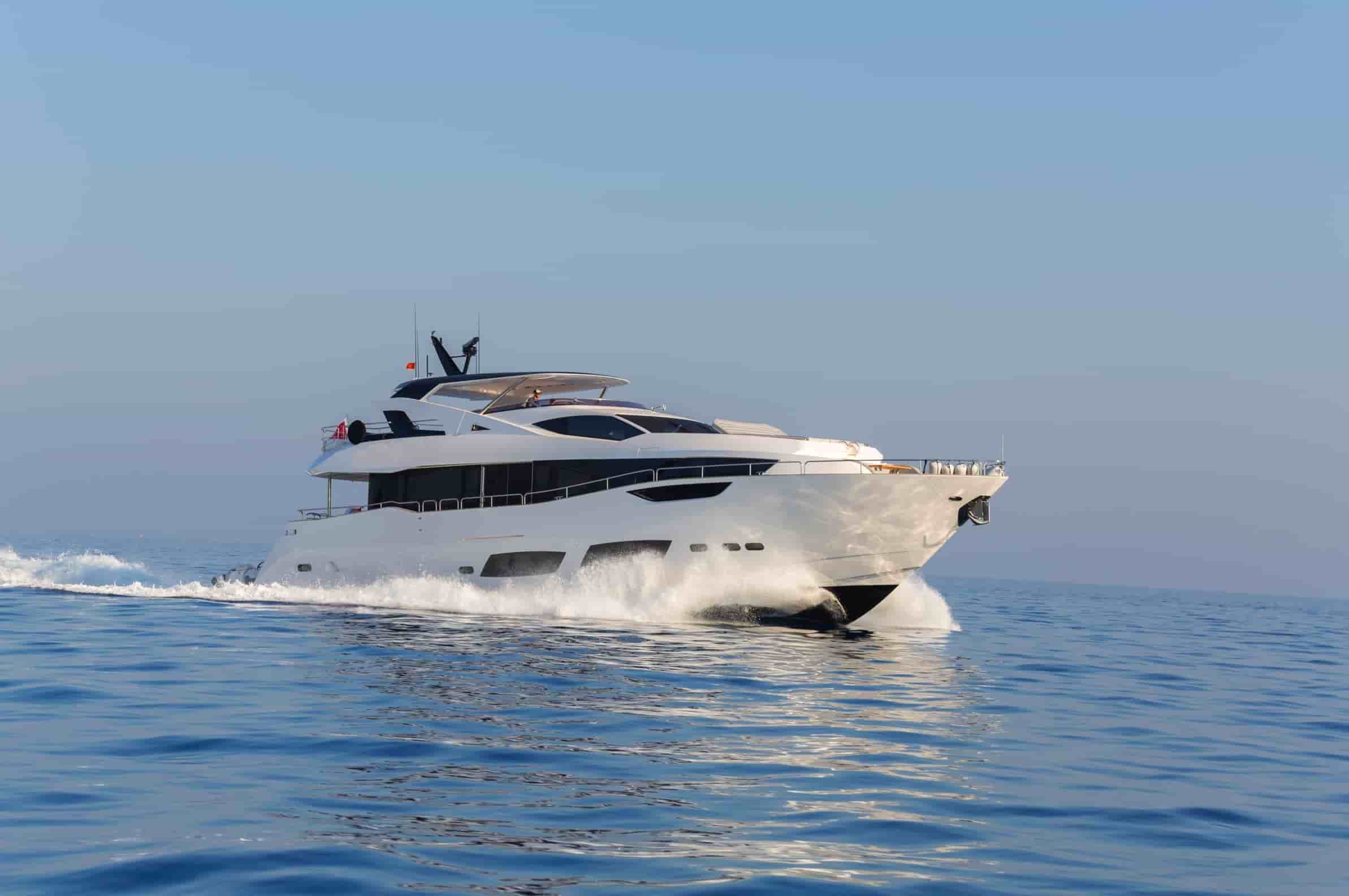 Sunseeker 95 Yacht - View 4