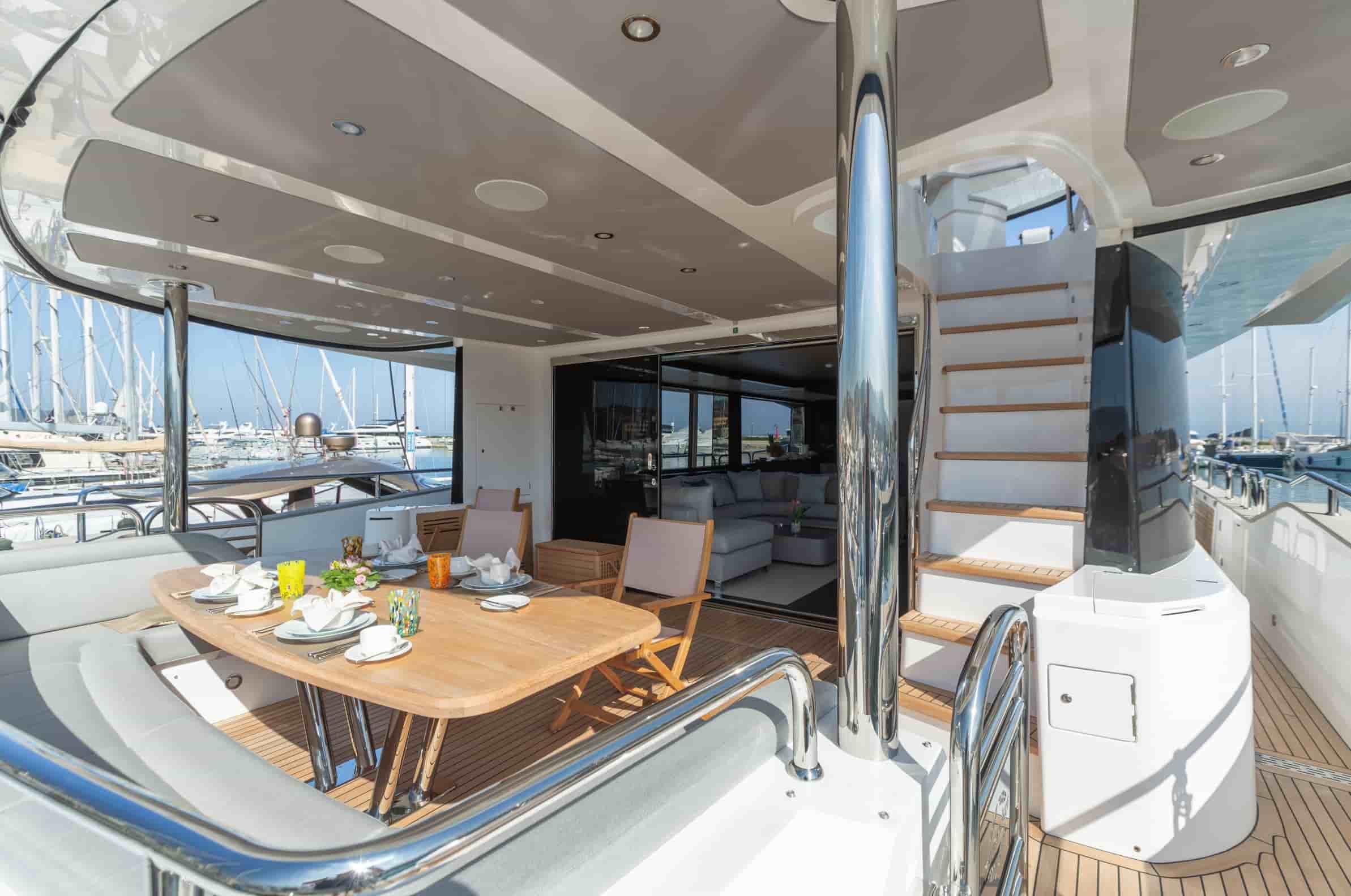 Sunseeker 95 Yacht - View 7