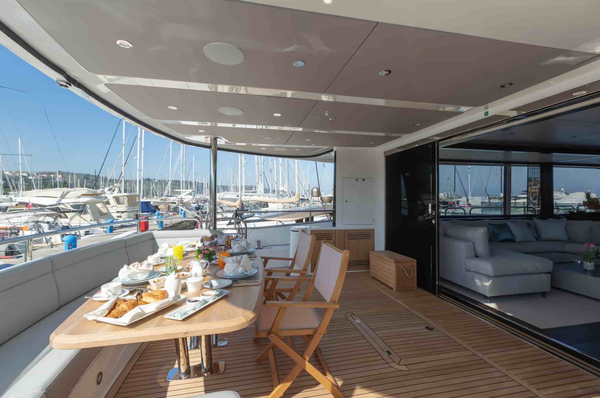 Sunseeker 95 Yacht - View 9