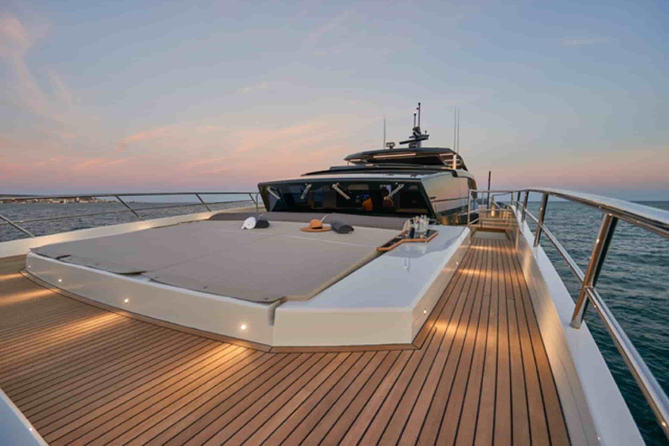 Astondoa 100 Century - View 23