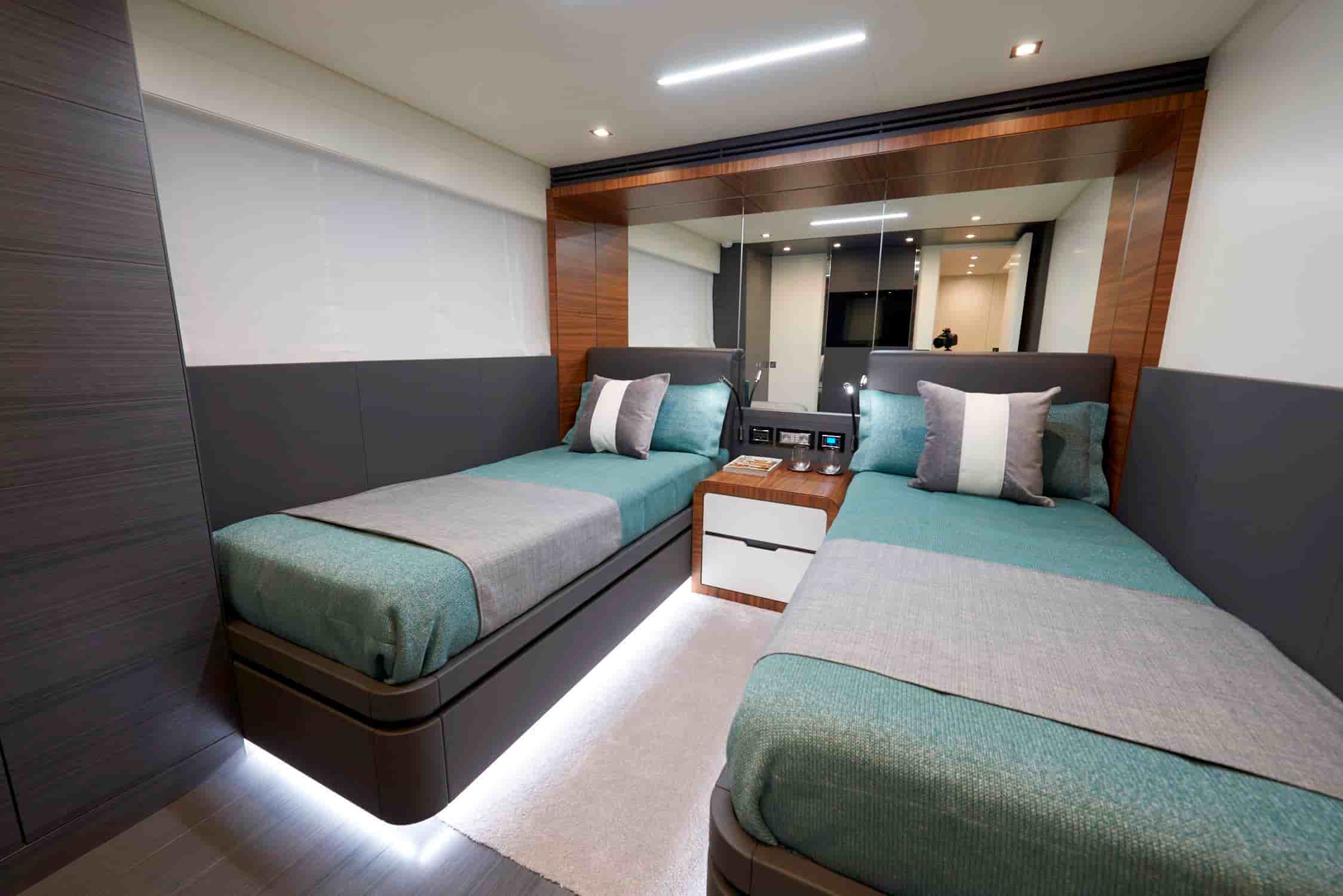 Astondoa 100 Century - View 46