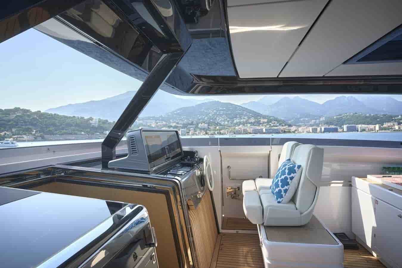 Ferretti 1000 - View 11