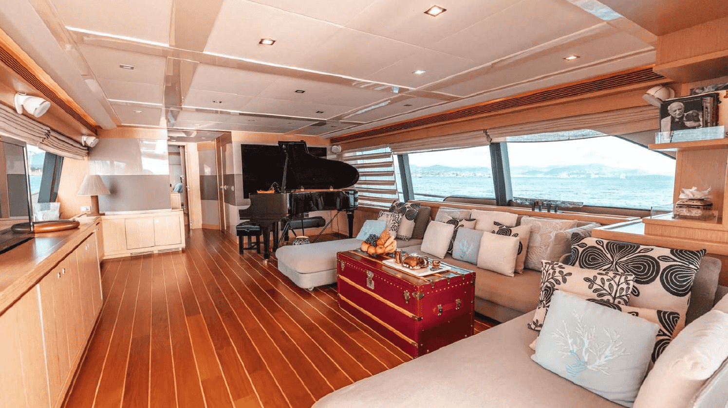 Custom Line Navetta 26 Crescendo - View 19