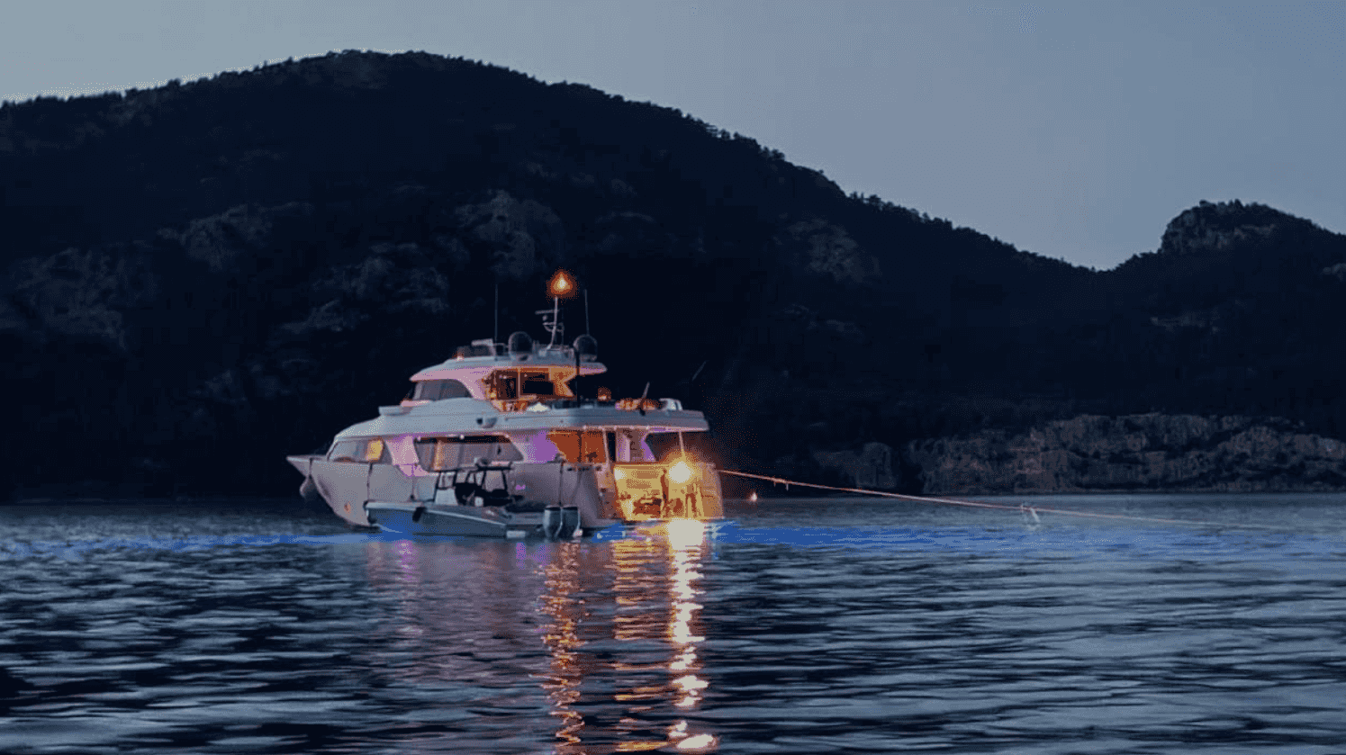 Custom Line Navetta 26 Crescendo - View 8