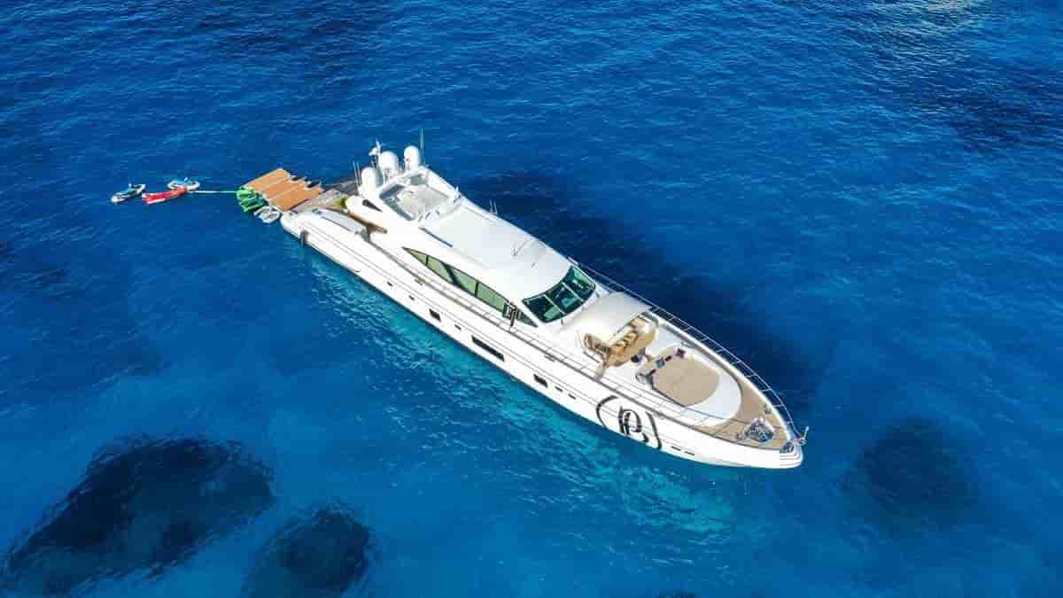 Mangusta 130 - View 3