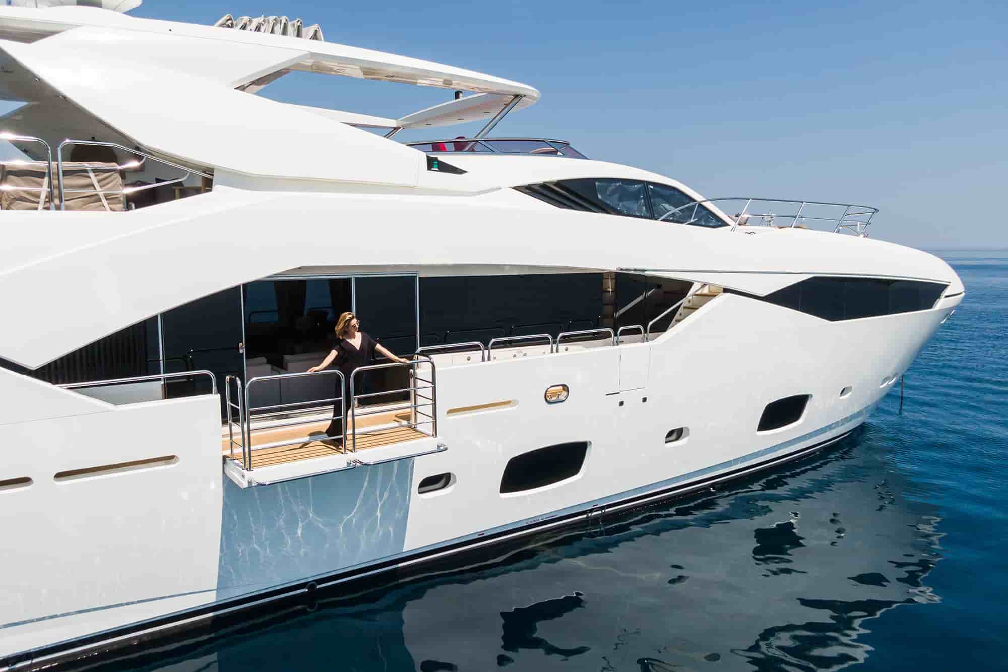 Sunseeker 115 Sport Yacht - View 19